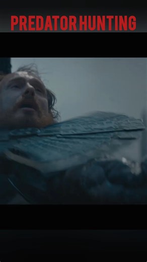 1 vs 30: The Most BRUTAL Massacre in Sci-Fi 🩸