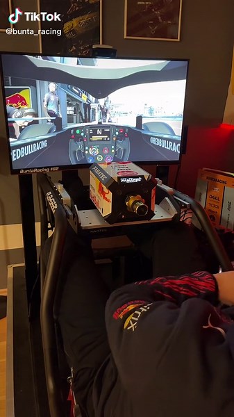 Get Your Steering Wheel and Gloves for the Ultimate Sim Racing Experience!