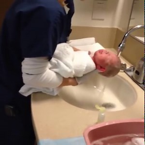 813K views · 52K reactions | Mommy... I don't like bathing | 홲횑횞횋횋횢 | Facebook