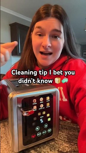 How to clean a toaster. Cleaning tips and tricks. Life hacks. Kitchen must have. #cleaning #toaster
