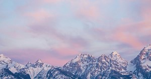 American Airlines offers deals to ski destinations across North America