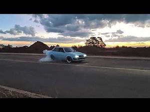Toyota Corolla - Lexus 1UZ-FE V8 Twin Turbo Burnout - RAW video