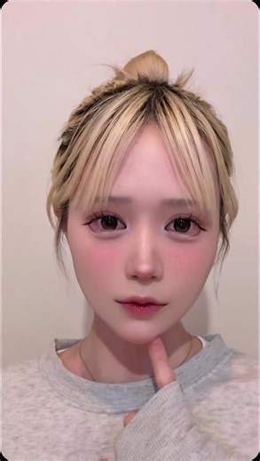 自分に似合うメイクの見つけ方とポイント