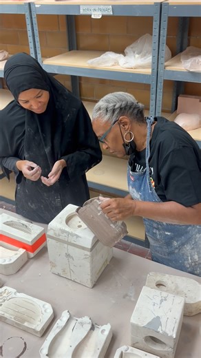 This past cycle in the Beloved Community Ceramic Studio, our participants explored the art of slip casting—a ceramics technique where liquid clay (slip) is poured into molds to create unique shapes and forms. 🎨✨ From pouring to unveiling, slip casting allows for endless creativity and discovery, and our community members embraced every step with focus and joy. It’s been beautiful to witness these pieces come to life through patience, skill, and collective creativity. | Inner-City Muslim Action 