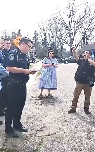 3.6K views · 12 reactions | #LPD #lansingmichigan This in from Lansing’s most wanted community crime site reporter team. Statements from Lansing, Police Department, chief and Lansing mayor, Andy Schor. The Mayor of Lansing stated everyone is safe. Thank you, Lansing Police Department for the statement to the Lansing community. | Lansing's Most Wanted | Facebook