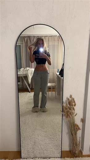 Heta. (@heta.ojala)’s videos with original sound - shawty a lil baddie