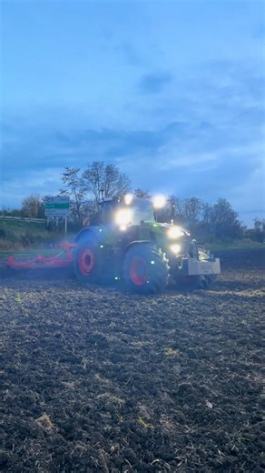 Démonstration FENDT 728 GEN 7 PROFI 🚜💨 #tracteur #dlvpro #fendt #PuyDeDome | DLV Pro - Concessionnaire Fendt