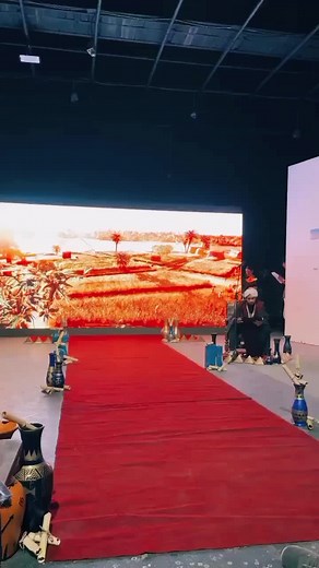 Ramp Walk Experience of an Armless Girl