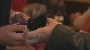 QR code to be only form of COVID-19 vaccine proof accepted in Alberta starting Monday