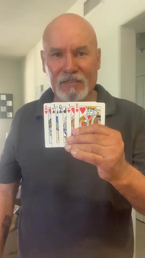 Card Disappear #josemedinamagic #MedinaMagic #illusion #StarsEverywhere #magictricks #disappearing #vanishing | Jose Medina