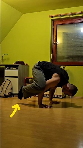 Frog stand tutorial!🔥 #calisthenics #fitness #tutorial #skills #frogstand