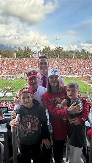 Kayna Whitworth on Instagram: "Feed the baby - bake the bread - make the chili - execute the tailgate in the rain - pump for the baby - kickoff @rosebowlgame - pump for the baby - see @iuhoosiers WIN @rosebowlstadium - home to feed the baby again 💋🥰"
