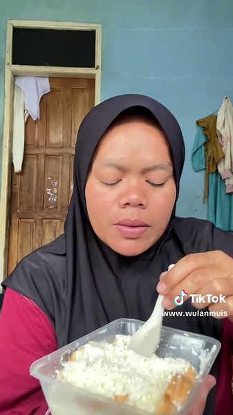 Kreasi Stup Roti Tawar dari Susu dan Roti