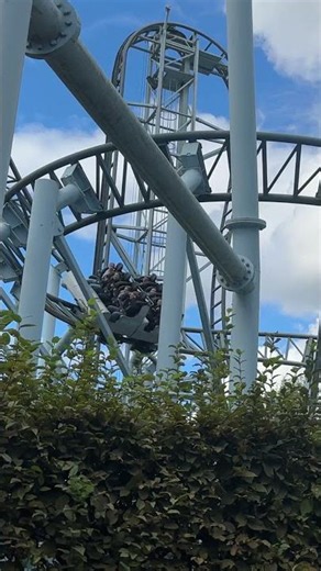 Helix 🌊 | Typhoon, Bobbejaanland