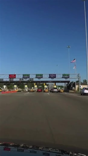 The most expensive road in the world #pennsylvania #roads #roadtrip #philadelphiaeagles #driver