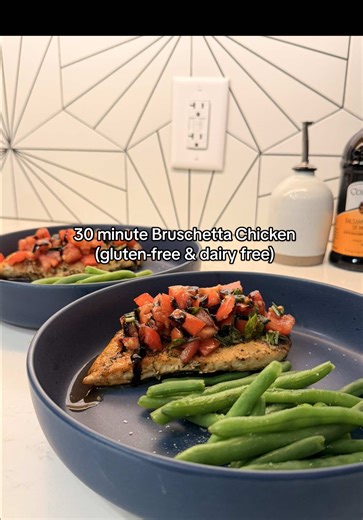 Easy 30-Minute Bruschetta Chicken Recipe