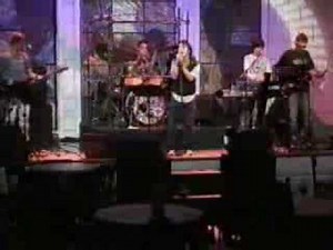 Forever - Arnel Pineda (The Zoo)
