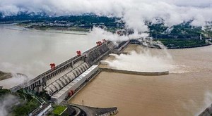 As floods hit China, the Three Gorges Dam faces grave test