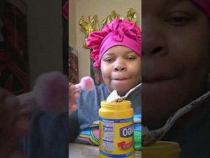 eating the whole cornstarch container challenge 😋