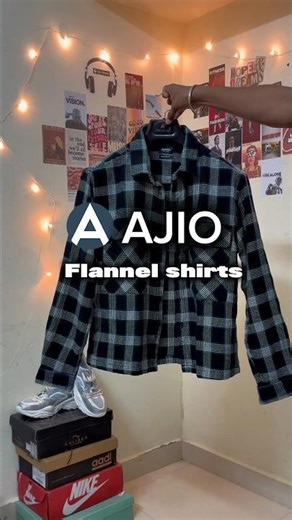 Black vs Blue Flannel Shirt 👀 Which One Looks Better? #shorts #trendingshorts #fashion