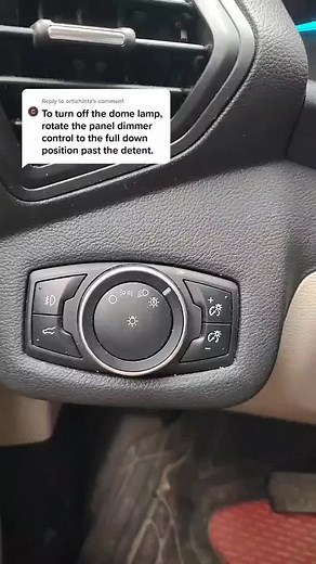 How to Turn Off Interior Lights in a Ford Escape | Car Mechanic Tips