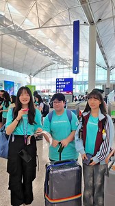 🌟【🇦🇺EF澳洲珀斯Perth遊學團初體驗！🐨】🌟 今個夏天，超過千位EF學生一齊衝出香港，去唔同國家展開遊學團大冒險！暑假過後，大家都收穫滿滿：英文進步、認識新朋友、擴闊國際視野、回憶多到數唔晒！🛫🗺️ 我哋喺出發前做咗小訪問，聽下大家急不及待想遊學的心情同目標。今次Phyllis、Kiwi、Anna都係初次參加EF澳洲珀斯團，帶著緊張又期待一齊開展三星期新生活！🌏✨ 💬Q：點解想Join？ 想學好英文、識新Friend、試住Host Family、感受地道Aussie生活，仲要食盡當地美食！🦘🍔 💬Q：第一次參加，緊唔緊張？ Anna：「緊張會有，因為自己一個人去，但反而正好可以識多啲新朋友，令自己更有信心！」👭❤️ 💬Q：EF澳洲遊學團有咩吸引？ 🏄‍♀️衝浪又可以去企鵝島睇企鵝 🎬Host Family生活 電影之夜超Chill 🤝國際同學互動、日日新挑戰 🌞英語進步快，活動超多，日日都精彩！ 🔥想識新朋友、開拓視野、享受當地美食？想探索新生活？EF遊學團幫你開啟國際體驗，輕鬆提升英文、一齊享受地道文化和精彩活動！🗺️ | EF Educ