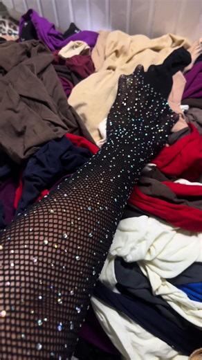 Stockings nzuri: jinsi ya kuzitumia na bei nafuu