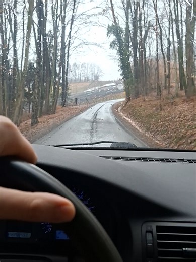 only three months left 🫠 miss my E30 #summercar #classiccar #carguy #spring #vintagecar