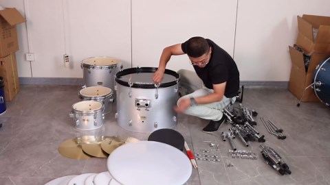 VEVOR 5 Piece 22 in Drum Set for Adult, Full Size Drum Kit with Bass Toms Snare Adjustable Throne Stands Cymbal Hi-Hat Pedal Drumsticks, Beginner Drum Set for Adults, Black