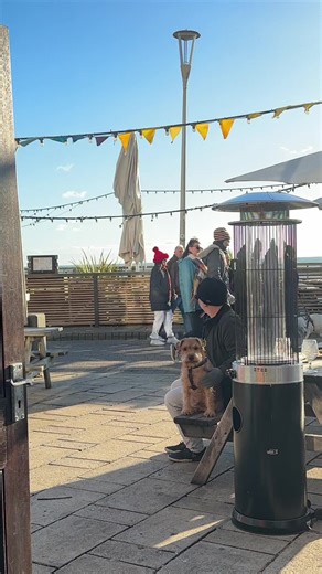 Exploring Brighton: Music, Sunsets, and Friendships