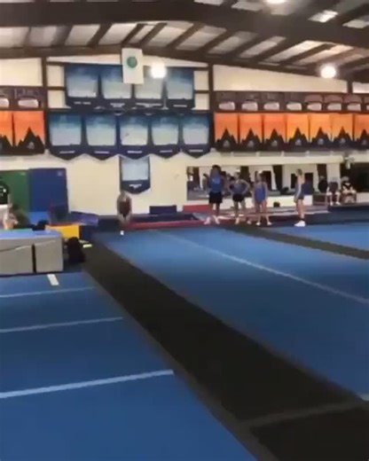 @alexyea #tumbling #awesome #flips #acro | Cyber Street Flips