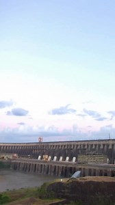 Itaipu é o lugar perfeito para viver e registrar momentos incríveis. De dia ou à noite, cada detalhe impressiona: luzes, paisagens e histórias que transformam. Além de fotos inesquecíveis, você leva muito conhecimento pra casa. 👉 Garanta já sua visita! Compre agora mesmo | Turismo Itaipu Brasil