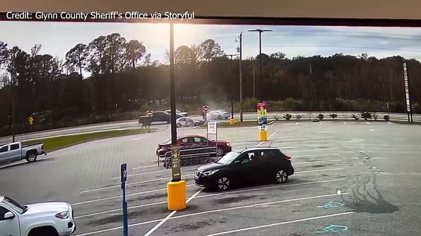 6.6K views · 89 reactions | HIJACKING ENDS IN CRASH: Surveillance video caught the moment when a car hijacker crashed into a deputy's car after fleeing at over 120 mph, officials said. Read more: https://bit.ly/4818hKy | WFLA News Channel 8 | Facebook