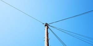 Amazon Supposedly Asked Job Applicants to Solve This ‘Hanging Cable’ Problem