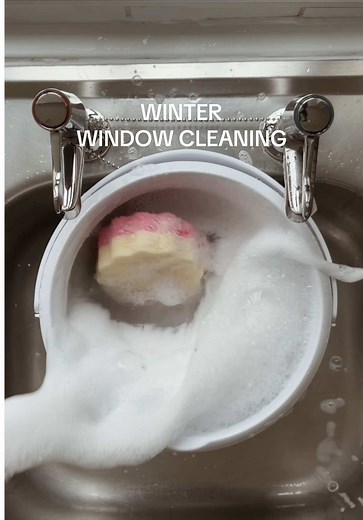 Winter Window Cleaning Tips for a Sparkling Home