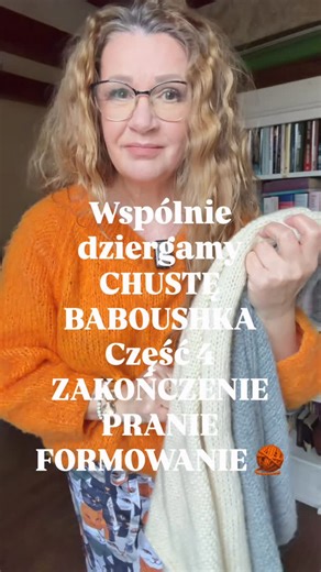 LGMP La Gosh My Passion KNITTER on Instagram: "Dziś ostatnia, CZWARTA część wspólnego dziergania Chusty BABOUSHKA 🧶🧶🧶 I to ostatnia tak długa rolka, której Insta „nie będzie sugerować do oglądania”🙈 Dlatego każdy komentarz, repost, reakcja są na wagę złota 😍 W tym filmie pokazuję jak zamknąć ostatnie 5 lub 7 oczek (w zależności od tego jaką krawędź dziergacie - z dwóch, czy z trzech oczek). Pokazuję również jak schować nitkę, jak chustę wyprać, ale... tutaj musicie wysilić swoją wyobraźnie,