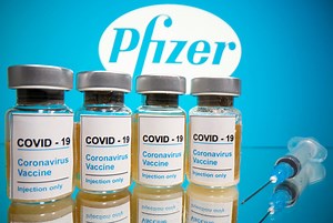 The Pfizer COVID-19 vaccine doesn’t prevent transmission: Antivax disinformation goes viral again