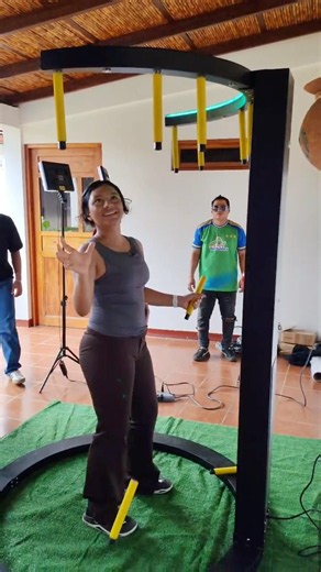Competencia con juego de reflejos #juegosinflablesnicaragua #stickchallenge