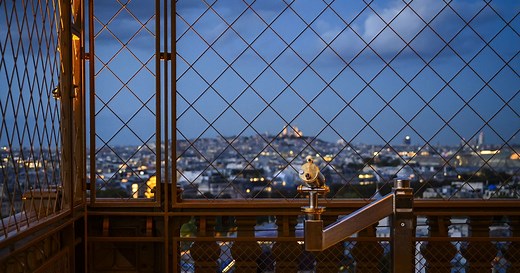 La tour Eiffel en visite virtuelle