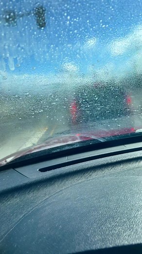 Dealing with Muddy Slush on Your Windshield