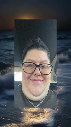 JenJen (@jenjen9070)’s videos with Getting Over Him - Lauren Alaina