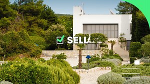 Whether you're buying, selling, or renting, Private Property is your go-to! 🏡 Click the link to start your adventure! 👉 https://bit.ly/3RURbY9 | Private Property