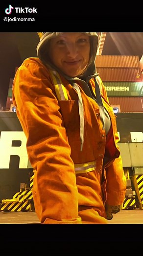 Container Lashing Techniques on a Ship