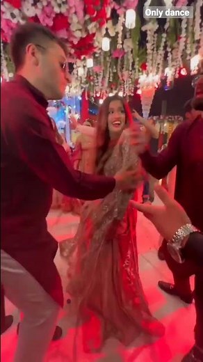 Lal Ghagra Pakistani wedding dance performance 2022