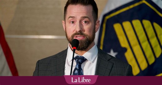 Meurtre de Charlie Kirk : le FBI publie des photos du suspect et demande "l'aide du public"