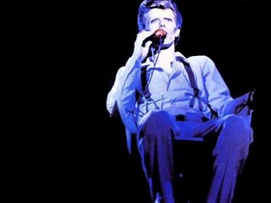 David Bowie. 01. Memory Of A Free Festival. (Boston. 1974).wmv