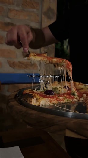 You'll find us eating out at least once a week. 📍 ✨True locals know that Dallas has the best places food! Share your hidden gem in the comments! 👋we're @dietersmithteam_compass - your local real estate agents in town. Follow for homes, neighborhood gems, and a look at life here in our community. #localrealestate #lifeintx #dallaslife #dallaslocal #foodie