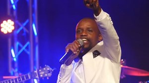 MP3 DOWNLOAD: Ellard Cherayi - Ngavarumbidzwe [  Lyrics] | CeeNaija