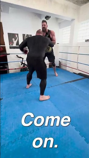 Eddie Hall 100% Punch To The Dutch Giant