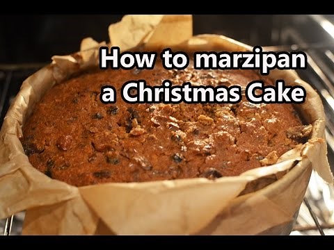 How to make a Christmas Cake Part 2: Marzipan!
